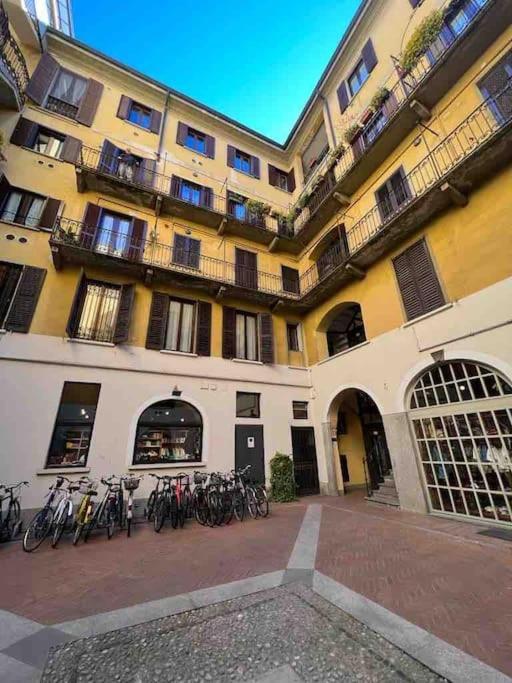 La Casa Alle Colonne - Navigliapartments Milano Eksteriør billede
